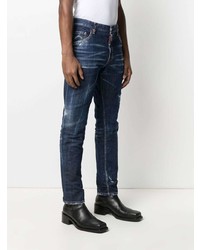 dunkelblaue Jeans mit Destroyed-Effekten von DSQUARED2