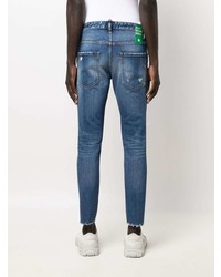 dunkelblaue Jeans mit Destroyed-Effekten von DSQUARED2