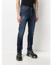 dunkelblaue Jeans mit Destroyed-Effekten von Just Cavalli