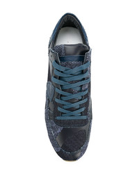 dunkelblaue Jeans niedrige Sneakers von Philippe Model