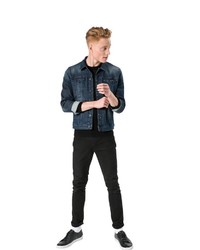 dunkelblaue Jeansjacke von LTB