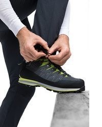 dunkelblaue Jogginghose von maier sports