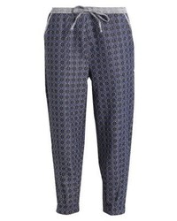 dunkelblaue Karottenhose mit Karomuster von Free People