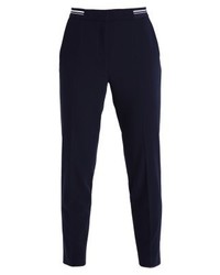 dunkelblaue Karottenhose von Hugo Boss
