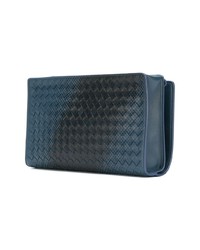 dunkelblaue Leder Clutch Handtasche von Bottega Veneta