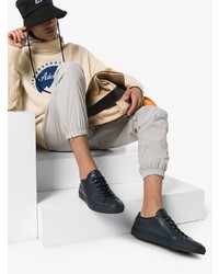 dunkelblaue Leder niedrige Sneakers von Common Projects