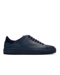 dunkelblaue Leder niedrige Sneakers von Axel Arigato