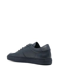 dunkelblaue Leder niedrige Sneakers von Common Projects