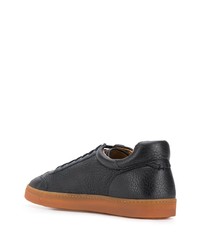 dunkelblaue Leder niedrige Sneakers von Giorgio Armani