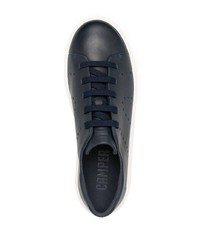 dunkelblaue Leder niedrige Sneakers von Camper