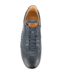 dunkelblaue Leder niedrige Sneakers von Magnanni