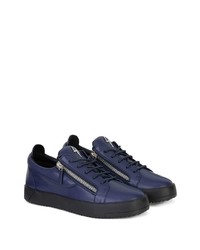 dunkelblaue Leder niedrige Sneakers von Giuseppe Zanotti