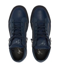 dunkelblaue Leder niedrige Sneakers von Giuseppe Zanotti