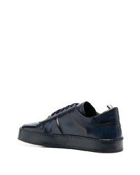 dunkelblaue Leder niedrige Sneakers von Officine Creative