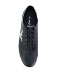 dunkelblaue Leder niedrige Sneakers von Emporio Armani