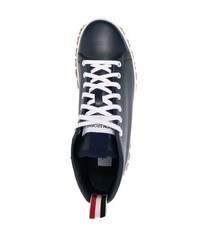 dunkelblaue Leder niedrige Sneakers von Thom Browne