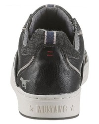 dunkelblaue Leder niedrige Sneakers von Mustang Shoes