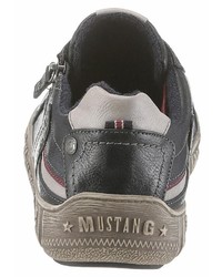 dunkelblaue Leder niedrige Sneakers von Mustang Shoes