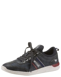 dunkelblaue Leder niedrige Sneakers von Mustang Shoes