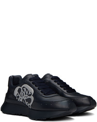 dunkelblaue Leder niedrige Sneakers von Alexander McQueen