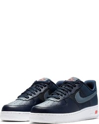 dunkelblaue Leder niedrige Sneakers von Nike Sportswear