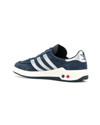 dunkelblaue Leder niedrige Sneakers von adidas