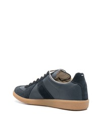 dunkelblaue Leder niedrige Sneakers von Maison Margiela