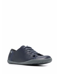 dunkelblaue Leder niedrige Sneakers von Camper