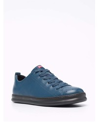 dunkelblaue Leder niedrige Sneakers von Camper