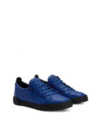 dunkelblaue Leder niedrige Sneakers von Giuseppe Zanotti