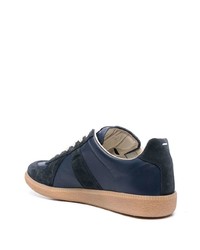 dunkelblaue Leder niedrige Sneakers von Maison Margiela