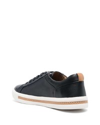 dunkelblaue Leder niedrige Sneakers von Clarks