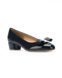 dunkelblaue Leder Pumps von Salvatore Ferragamo