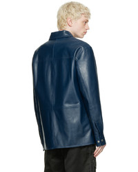 dunkelblaue Shirtjacke aus Leder von Alexander McQueen