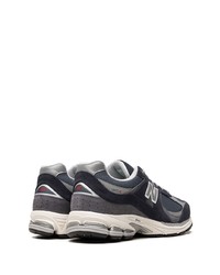 dunkelblaue niedrige Sneakers von New Balance