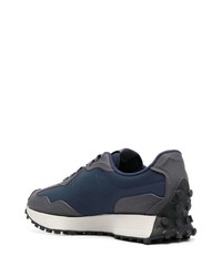 dunkelblaue niedrige Sneakers von New Balance