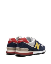 dunkelblaue niedrige Sneakers von New Balance