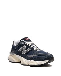 dunkelblaue niedrige Sneakers von New Balance