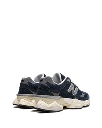 dunkelblaue niedrige Sneakers von New Balance