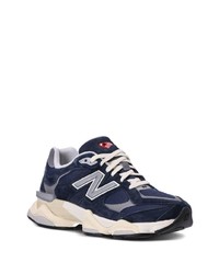 dunkelblaue niedrige Sneakers von New Balance