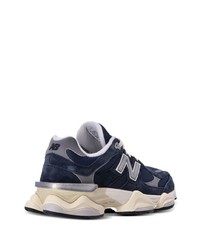 dunkelblaue niedrige Sneakers von New Balance