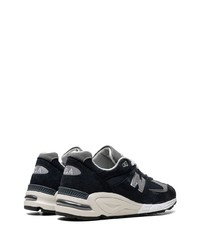 dunkelblaue niedrige Sneakers von New Balance