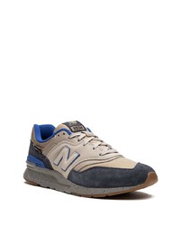 dunkelblaue niedrige Sneakers von New Balance