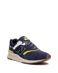 dunkelblaue niedrige Sneakers von New Balance