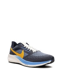 dunkelblaue niedrige Sneakers von Nike