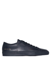 dunkelblaue niedrige Sneakers von Common Projects