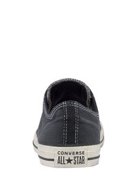 dunkelblaue niedrige Sneakers von Converse