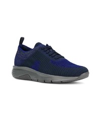 dunkelblaue niedrige Sneakers von Camper