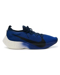 dunkelblaue niedrige Sneakers von Nike