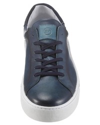 dunkelblaue niedrige Sneakers von Guido Maria Kretschmer